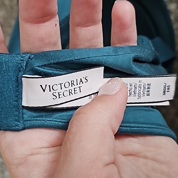 Womens Gorgeous green VS Bra. Sz 38DD,Lined Demi. Like NEW Condition - Picture 6 of 10